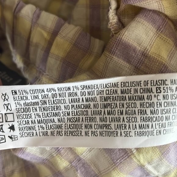 💕SALE 4 for $10💕Forever 21 Plaid A-Line Skirt - Picture 2 of 6